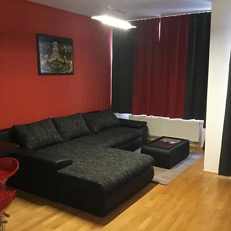 Lia's In Gozsdu And Free Parking Budapest