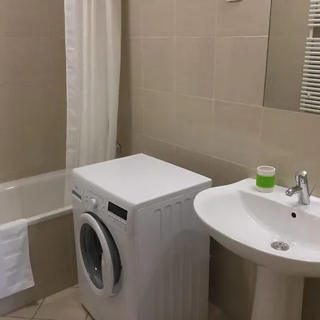 Lia's In Gozsdu And Free Parking Budapest