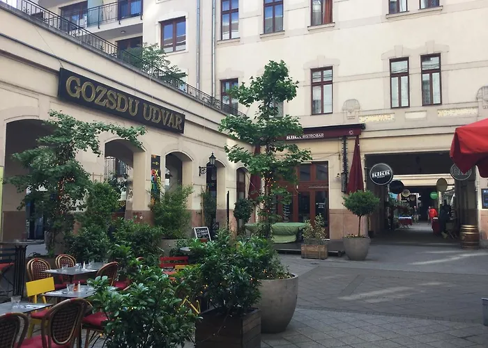 Lejlighed Lia's In Gozsdu And Free Parking *