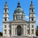 Apartman Lia's In Gozsdu And Free Parking Budapest